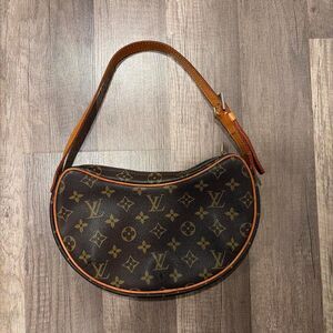 Louis Vuitton Monogram Croissant PM Shoulder Bag